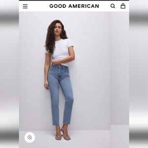 Good American NWTs Legs Straight Split Pocket Jeans
